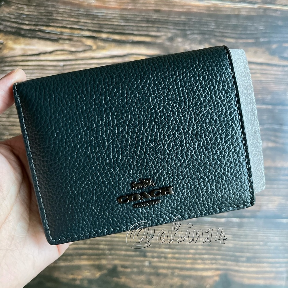 NWT Coach Small Snap Leather Wallet